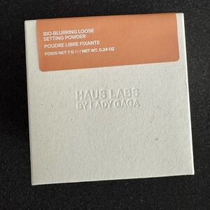 Haus Labs Bio-Blurring Loose Setting Powder -Deep Honey